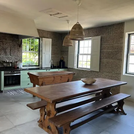 Casa Da Gateira - 4 Bedrooms And Pool Penafiel